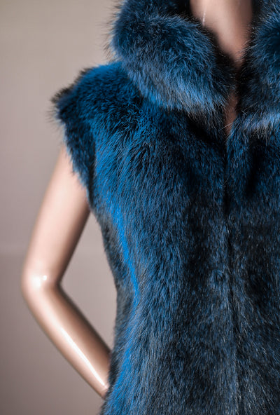 Full-Skin Dyed Blue American Raccoon Vest