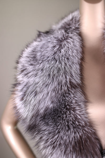 Assorted Full-Skin Fox Notch Collar