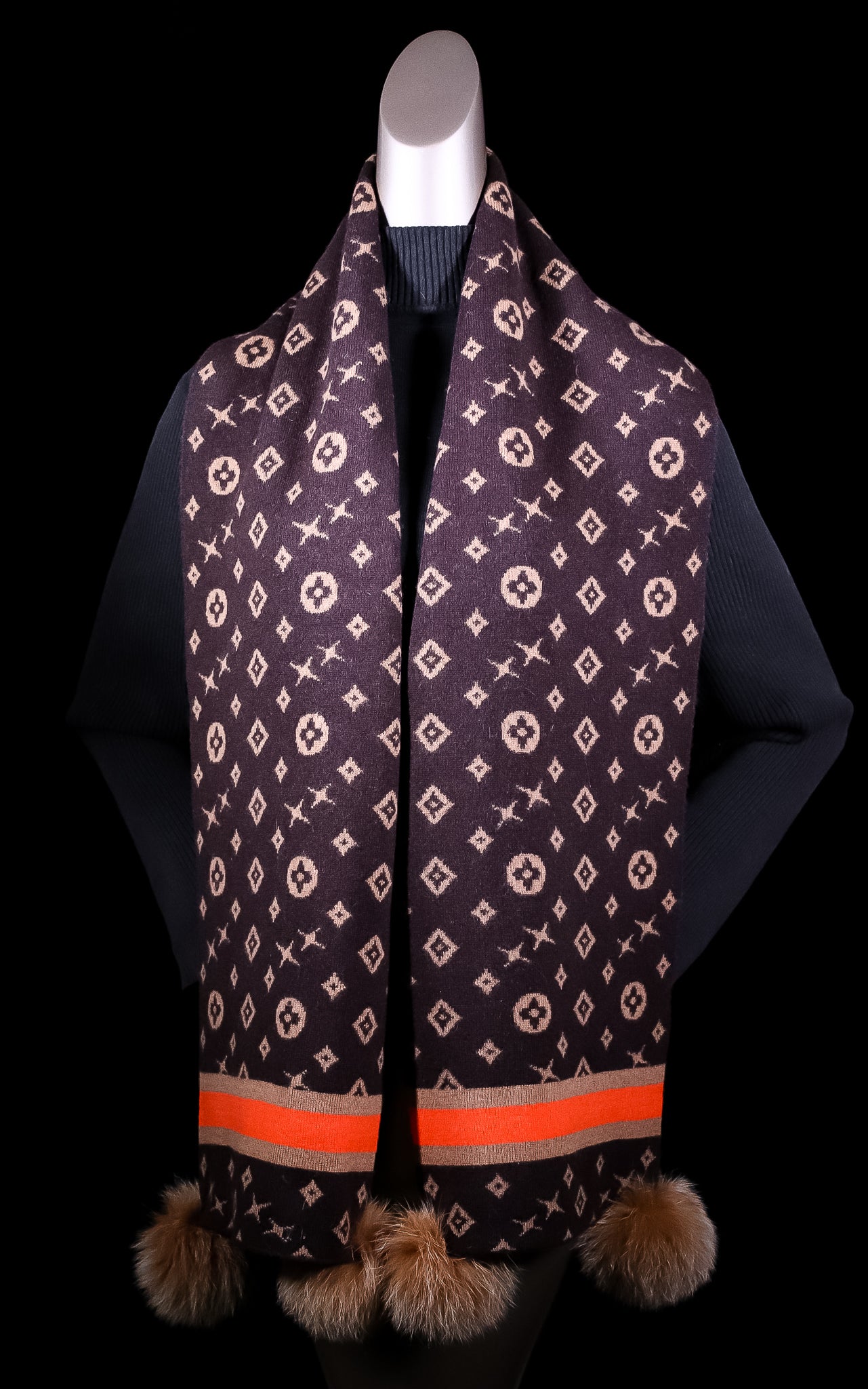 Shop Louis Vuitton 2023-24FW Dots Wool Silk Logo Knit & Fur Scarves  (M79239) by Sincerity_m639