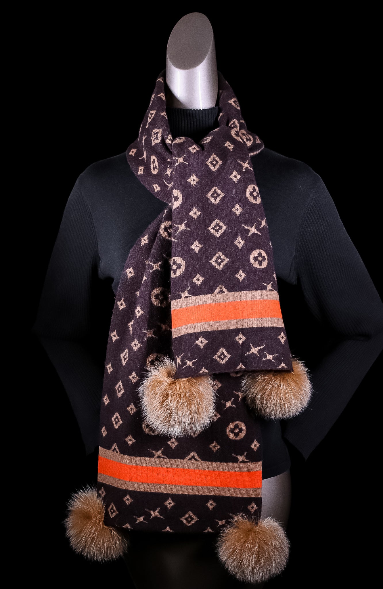 Shop Louis Vuitton 2023-24FW Dots Wool Silk Logo Knit & Fur Scarves  (M79239) by Sincerity_m639